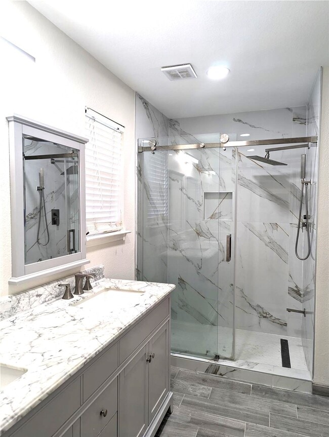 9202 Aberdeen Lake Dr