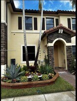 3211 SE 6th St in Homestead, FL - Building Photo