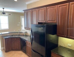 517 Shining Armor Ln in Longwood, FL - Building Photo - Building Photo