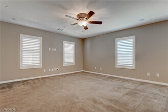 3096 Bicentennial Pkwy in Henderson, NV - Building Photo - Building Photo