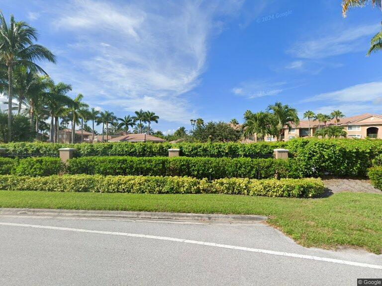 3665-108 NW Mediterranean Ln, Unit 108 in Jensen Beach, FL - Building Photo