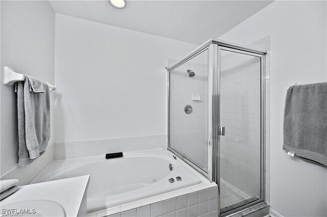 property at 3740 Fieldstone Blvd