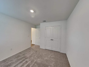 10500 Steinbeck Dr in Austin, TX - Building Photo - Building Photo