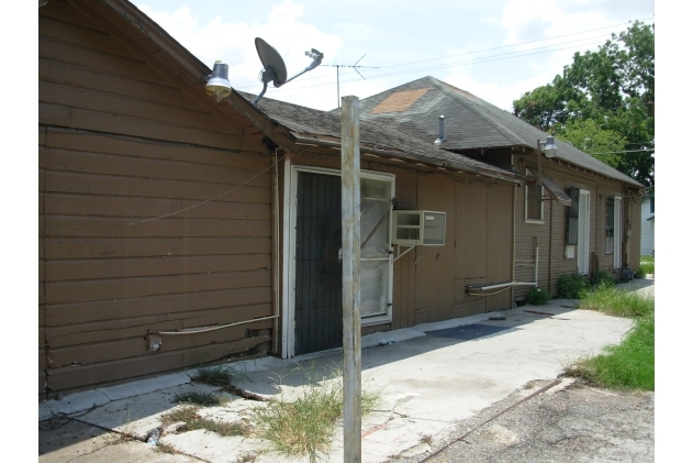 7501 Hillsboro St in Houston, TX - Building Photo - Building Photo