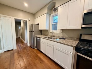 268 Fleet St in Rankin, PA - Building Photo - Building Photo