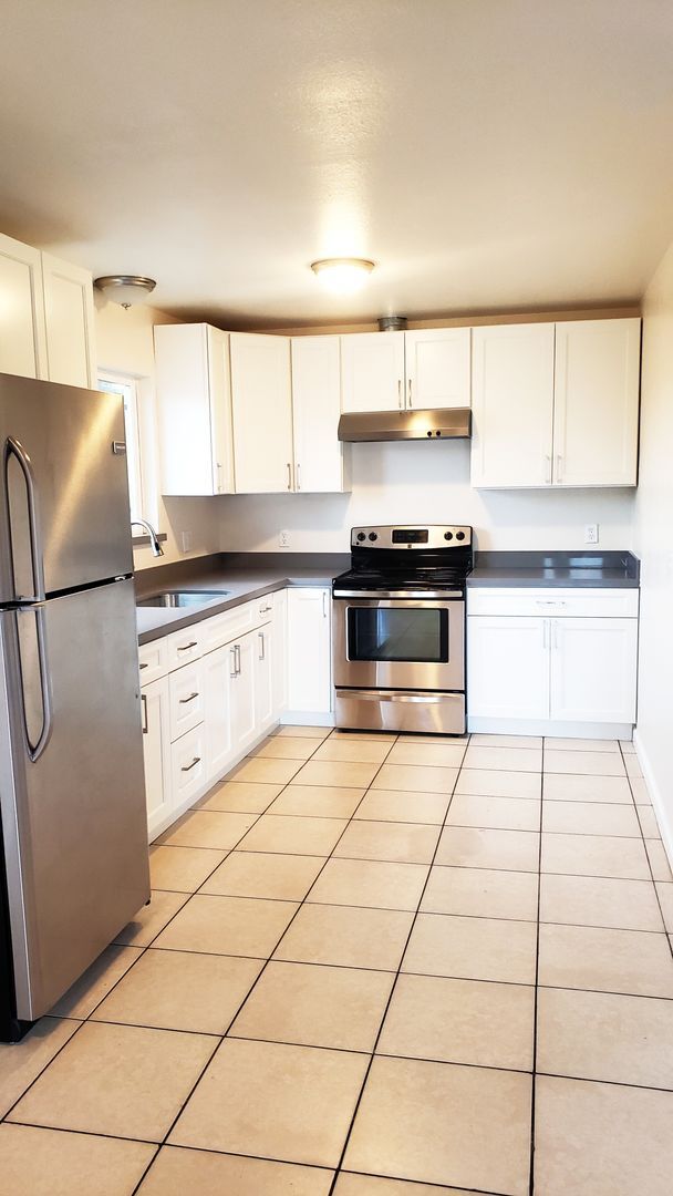 7449 Weld St in Oakland, CA - Building Photo - Building Photo