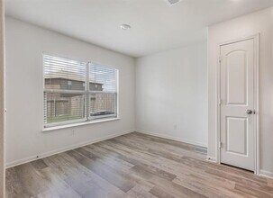 415 Micah Ln in Ferris, TX - Building Photo - Building Photo