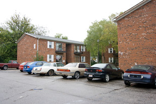 909 S Blount St Apartments