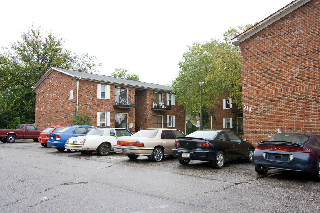 909 S Blount St in Raleigh, NC - Building Photo