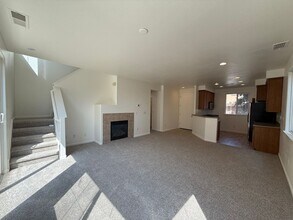 6 Outer Banks Pl in Sacramento, CA - Building Photo - Building Photo