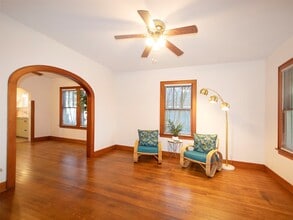 5111 Ave Q 1/2 in Galveston, TX - Building Photo - Building Photo