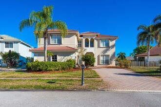 102 Ibisca Terrace in Royal Palm Beach, FL - Building Photo - Building Photo