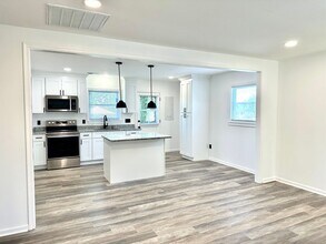 1005 Glenburnie Rd in Richmond, VA - Building Photo - Building Photo