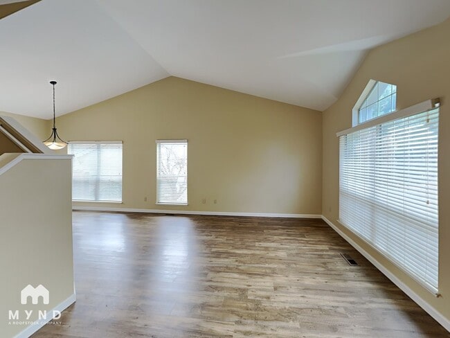 4507 Highcrest Dr in Reno, NV - Foto de edificio - Building Photo