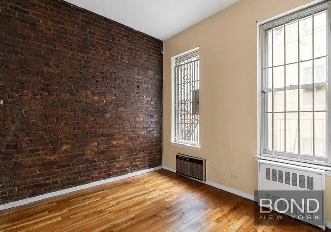 property at 331 E 33rd St