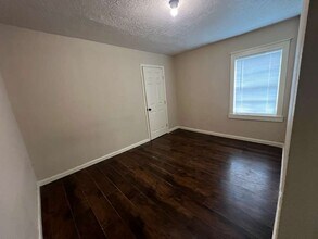 4060 Usan St in Beaumont, TX - Building Photo - Building Photo