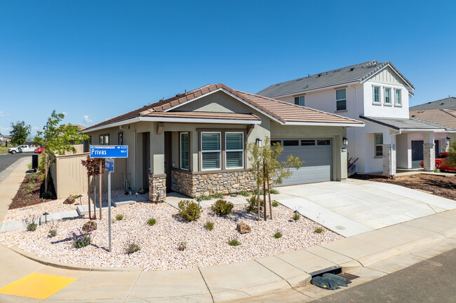 Premier Montelena in Rancho Cordova, CA - Foto de edificio - Building Photo