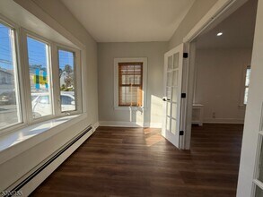 1017 Grandview Ave in Union, NJ - Building Photo - Building Photo