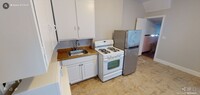 224 Banks St, Unit 7 in Cambridge, MA - Building Photo - Building Photo