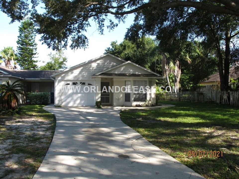 4557 Heritage Oak Dr in Orlando, FL - Building Photo