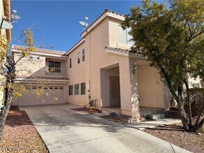 8896 Tomnitz Ave in Las Vegas, NV - Building Photo - Building Photo