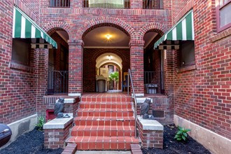 Plaza & Peacock Apartments in Houston, TX - Building Photo - Building Photo