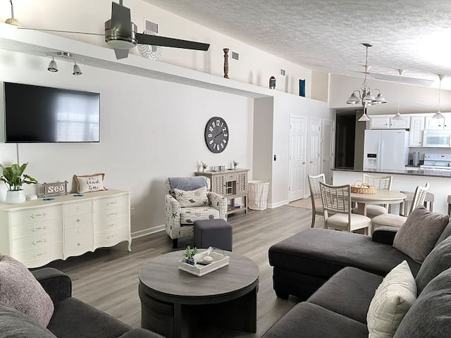property at 11723 Sand Castle Ln