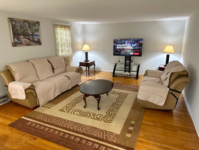 property at 160 Sunset Dr