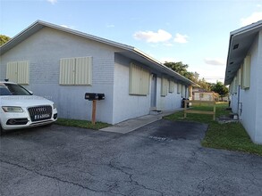 5920 Garfield St in Hollywood, FL - Building Photo - Building Photo