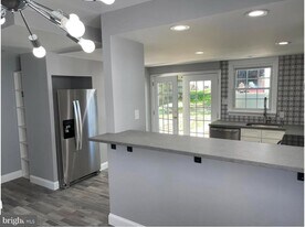 425 Main St in Royersford, PA - Building Photo