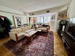 147 Kelton St, Unit 406 in Boston, MA - Building Photo - Building Photo
