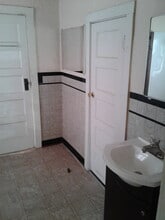 2853 W Olive St in Springfield, MO - Building Photo - Building Photo