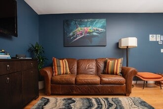 57 Dogwood Ln in Beacon, NY - Foto de edificio - Building Photo