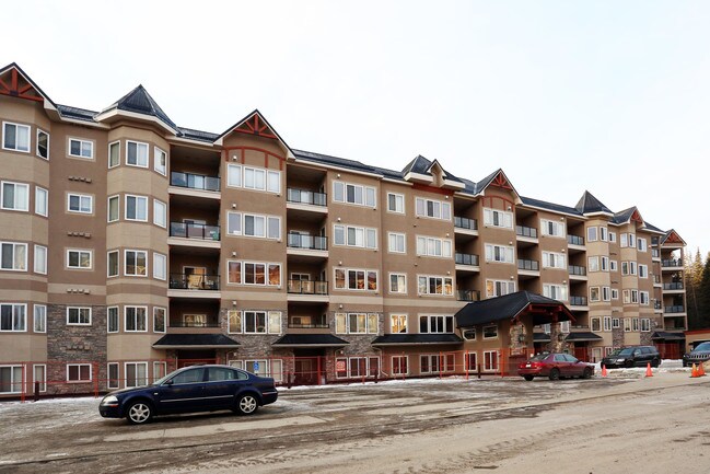 10 Discovery Ridge in Calgary, AB - Building Photo - Building Photo