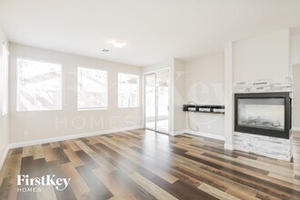 9153 Black Slate St in Las Vegas, NV - Foto de edificio - Building Photo