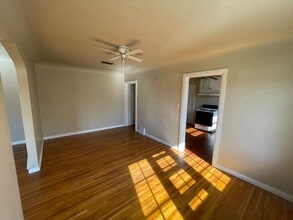 326-328 Flower St in Bakersfield, CA - Building Photo - Building Photo