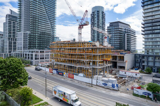 Water's Edge at the Cove in Toronto, ON - Building Photo - Building Photo