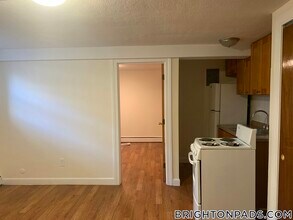 168 N Beacon St in Boston, MA - Foto de edificio - Building Photo