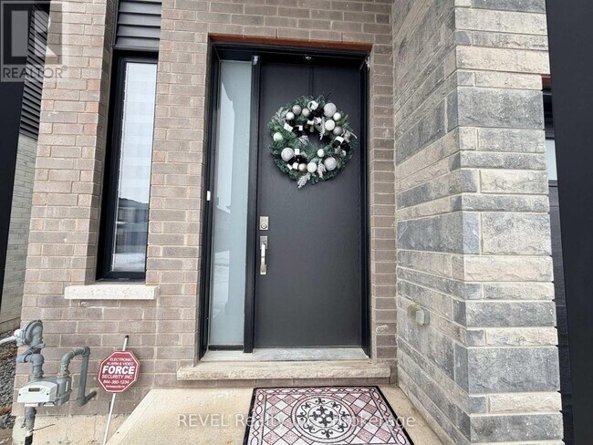 7356 Majestic Trl in Niagara Falls, ON - Building Photo - Building Photo