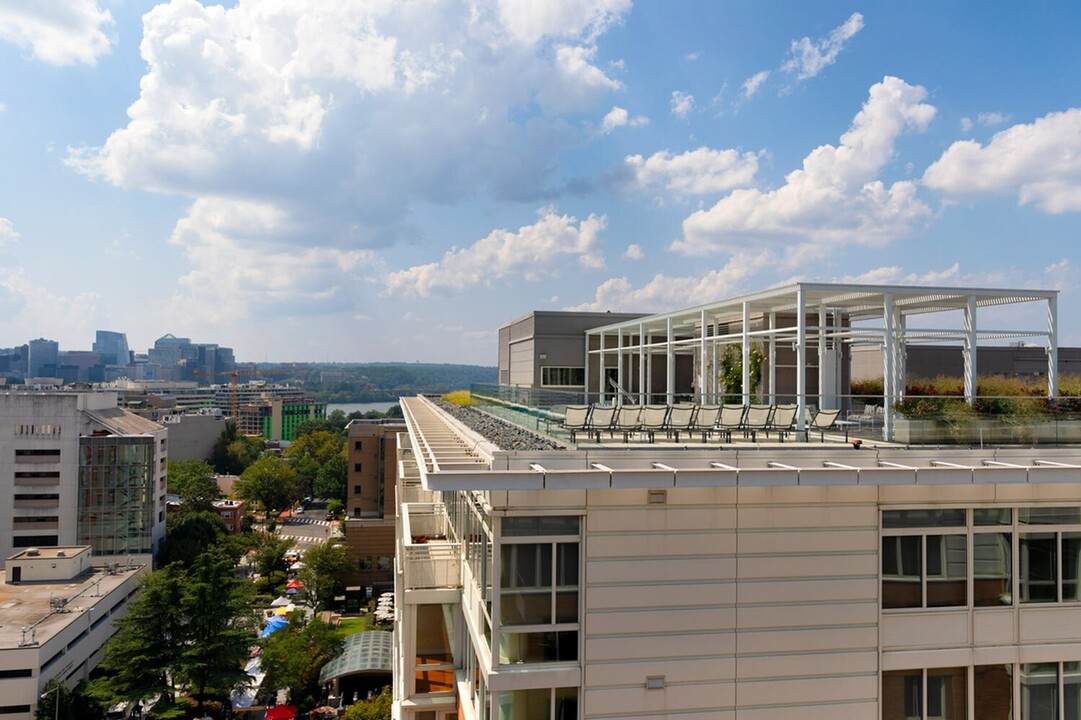 Residences on the Avenue in Washington, DC - Building Photo