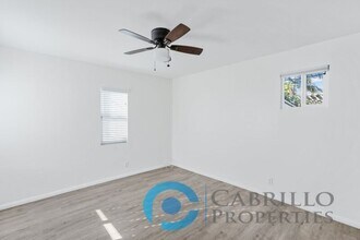 4853 Mansfield St in San Diego, CA - Building Photo - Building Photo