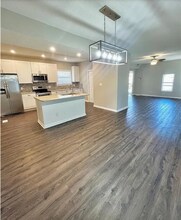 1319 E 32 Terrace in Kansas City, MO - Building Photo - Building Photo