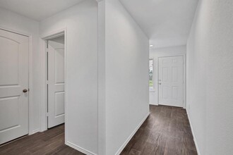 2439 Moraine Vly Dr in Spring, TX - Building Photo - Building Photo