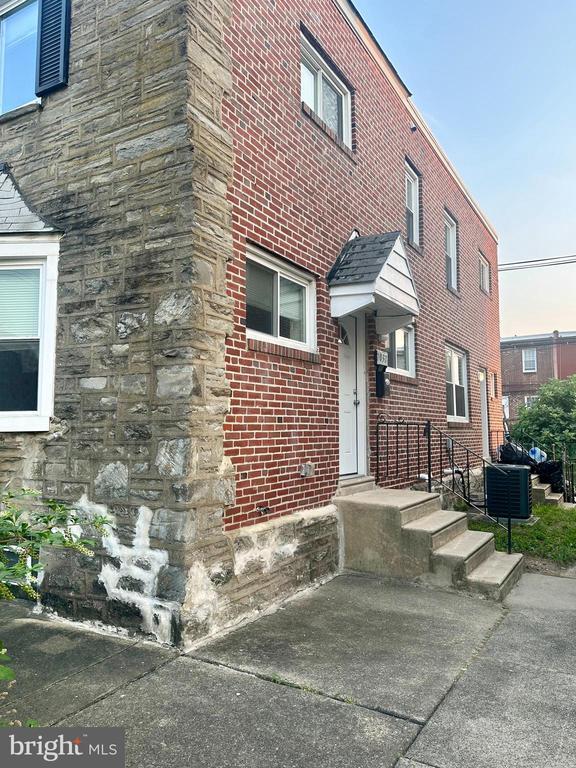 2032 Vista St in Philadelphia, PA - Building Photo - Building Photo