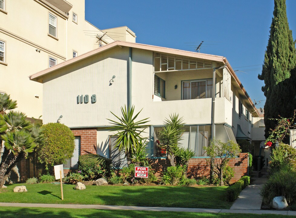 1108 S Clark Dr in Los Angeles, CA - Building Photo