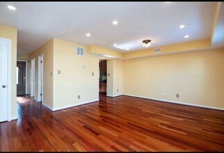813 Floral Pl NW in Washington, DC - Building Photo - Building Photo