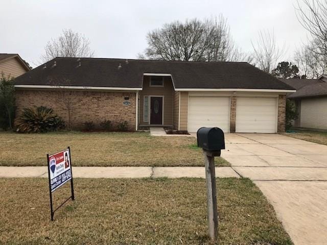 16238 Mill Point Dr in Houston, TX - Building Photo - Building Photo