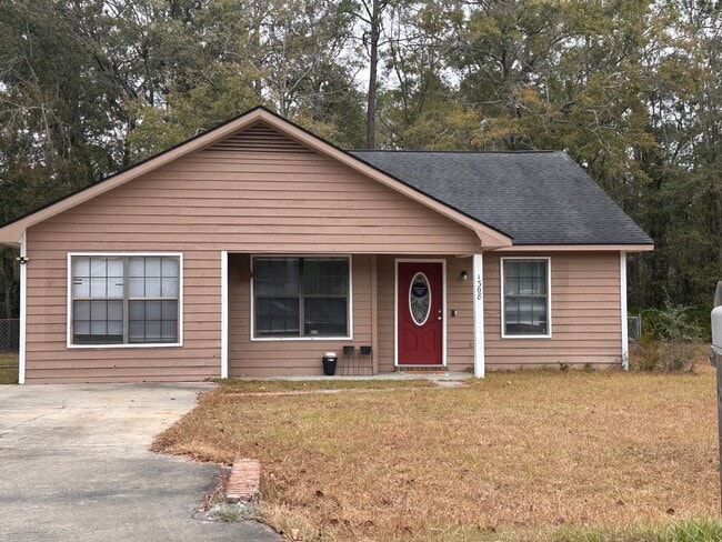 property at 1308 Forest Lake Dr