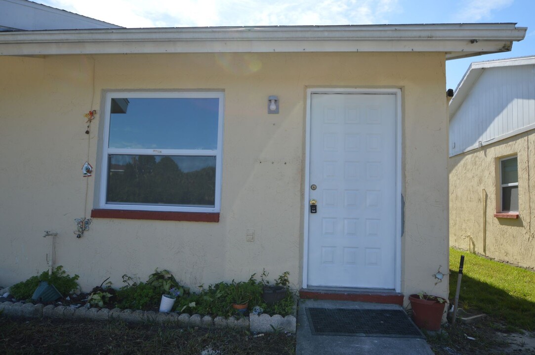 4926 Ilener St in New Port Richey, FL - Building Photo