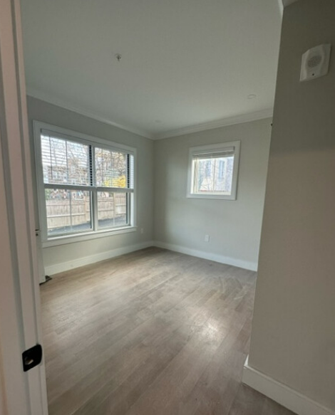 13 Greylock Rd, Unit 4 in Boston, MA - Building Photo - Building Photo